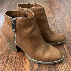 Express cognac brown booties boots sz 9 EUC, like new.